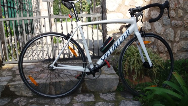 CICLISME: Que juguin i que es facin esportistes i especialment PERSONES.  –  Juliol del 2012.